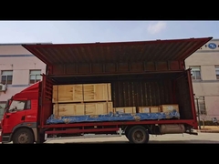 Kolon sedang memuat dan mengirimkan 2 unit sistem cuci mobil touchless ke Iran!