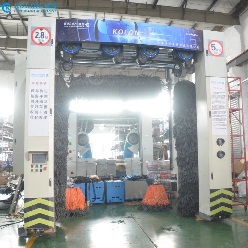 Kolon Roll Over Bus Wash Machine dengan sikat lembut dan sistem air bertekanan tinggi untuk pembersihan menyeluruh kendaraan besar 5 sikat