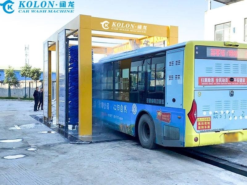 KOLON Mesin pembersih bus otomatis dengan kecepatan pembersihan 2-3 menit/mobil