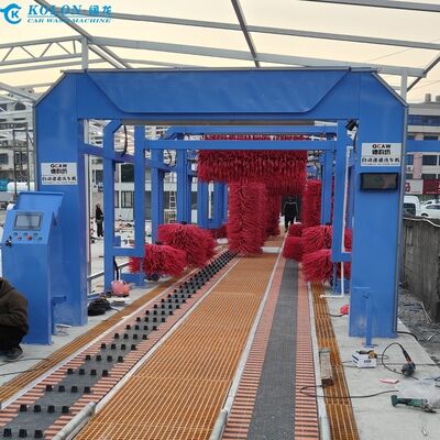 Kolon Peralatan Cuci Mobil Konveyor Sabuk Ganda Perawatan Rendah 36M 16 sikat